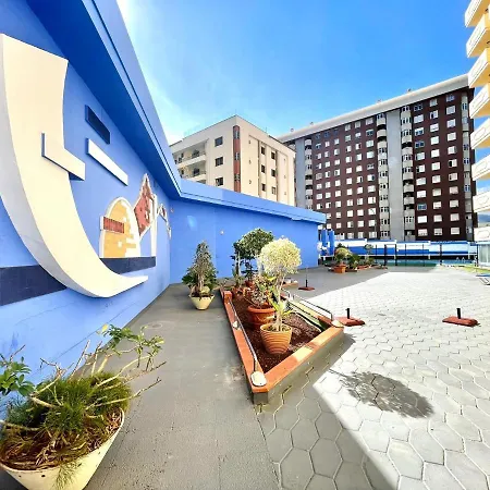 Apartamento Con Acceso Directo En Playa Jardin