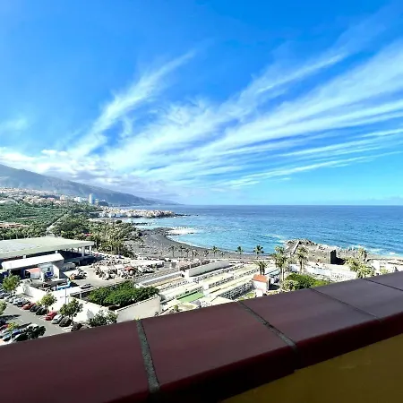 Apartamento Con Acceso Directo En Playa Jardin *
