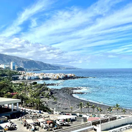 Apartamento Con Acceso Directo En Playa Jardin *
