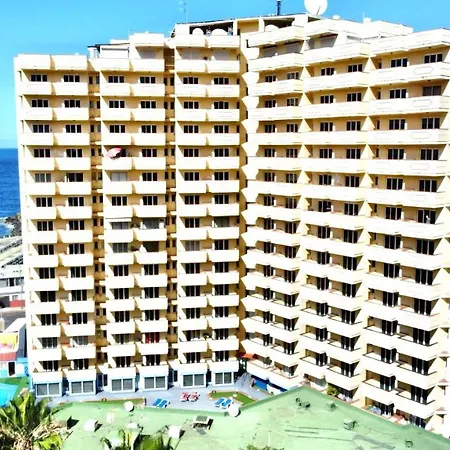 Apartamento Con Acceso Directo En Playa Jardin Apartman